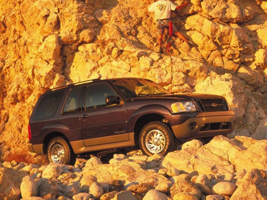  Ford Explorer Sport 2001 года  (фото 8 из 14)